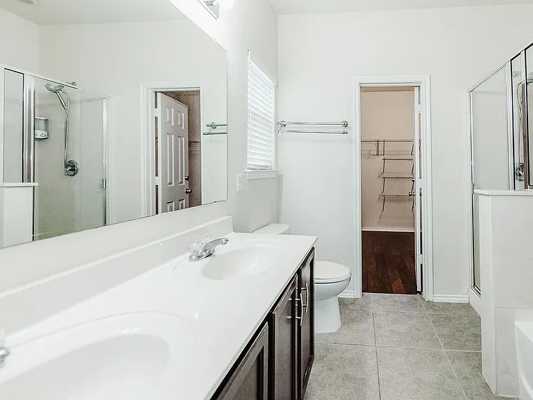 24370 Invitation Oak — Photo 26