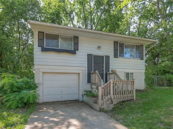 18105 E 17th St N, Independence, MO 64058