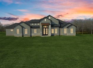 21088 Donegal Rd, Mathis, TX 78368