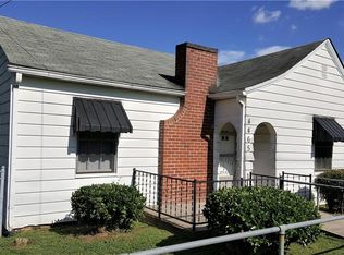 4465 Northampton Dr, Winston Salem, NC 27105