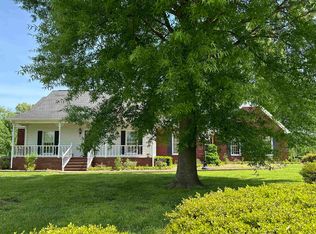 304 S Cedar St, Gleason, TN 38229