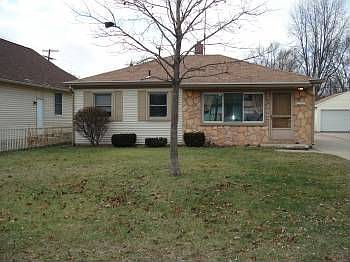 3rd image of 11645 Francis Ave