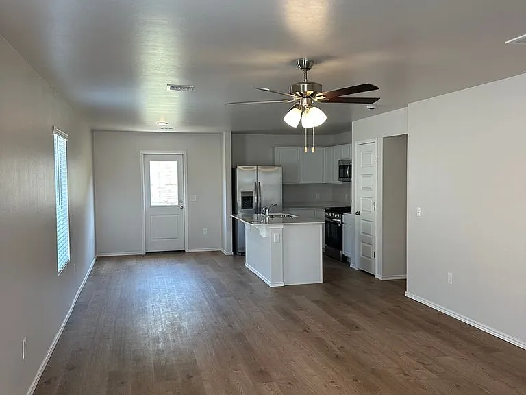 9624 Gray Wolf Ln — Photo 5