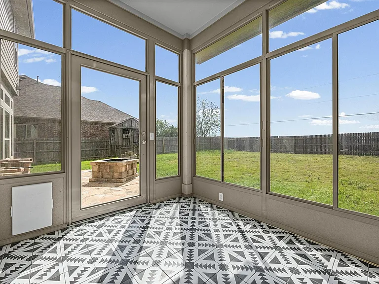 17401 Silent Harbor Loop — Photo 34