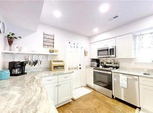 6 El Paso Ct, Hampton, VA 23669