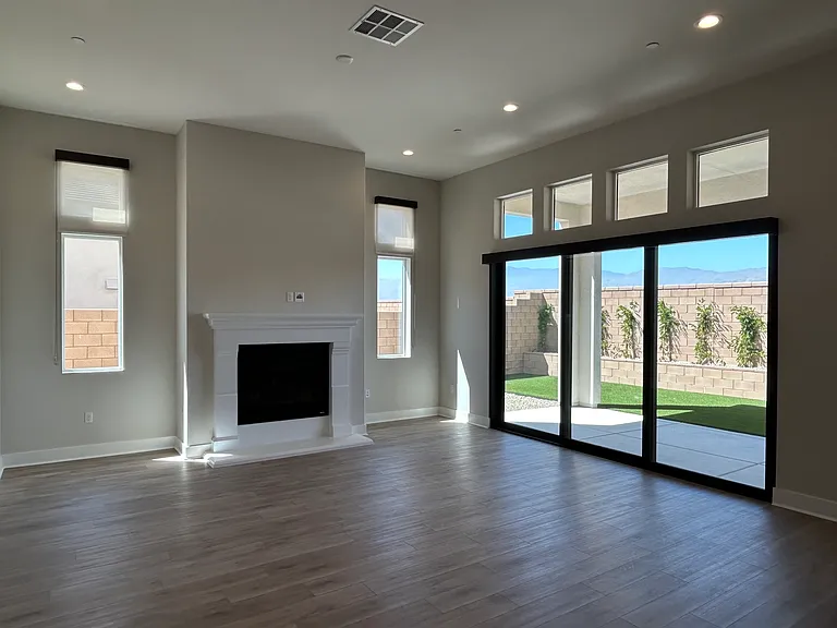 75151 Tubman St — Photo 5