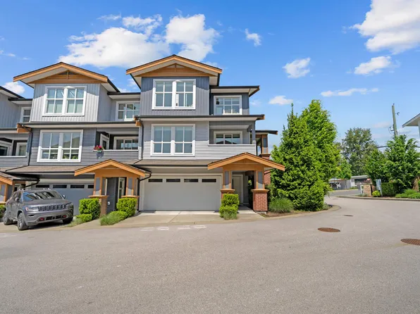 24086 104th Ave #1, Maple Ridge, BC V2W 1J2