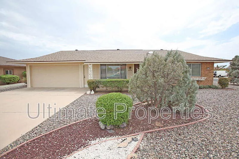 2 bed, 2.0 bath, 1421 sqft, $1,795 — Photo 2