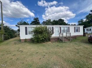 1358 George Perry Lee Rd, Dunn, NC 28334