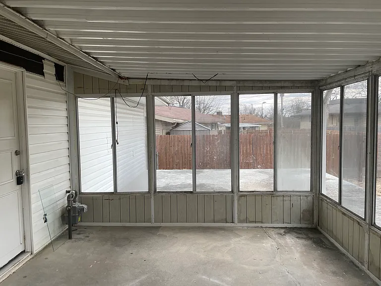 531 Hayden Ave — Photo 11