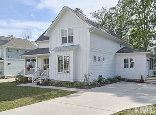 5 Premier Ct, Durham, NC 27713