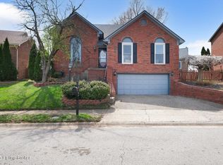 7604 White Post Way, Louisville, KY