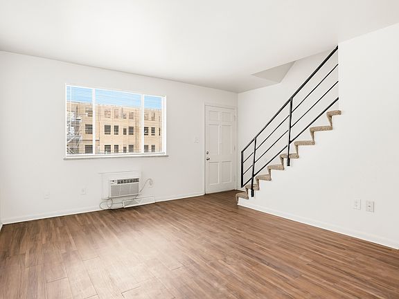 4th image of 5511 S Delaware St APT 5