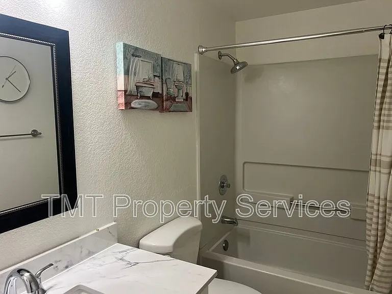 7761 Robert Way — Photo 10