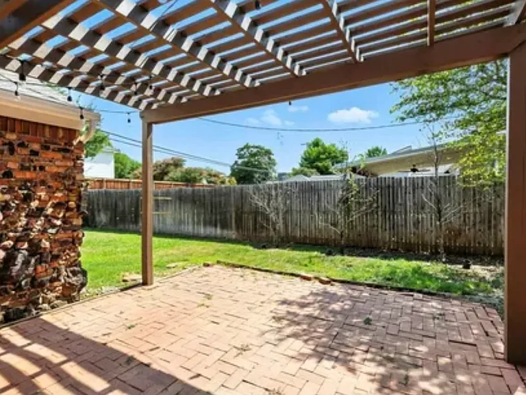 3648 Westcliff Rd S — Photo 19