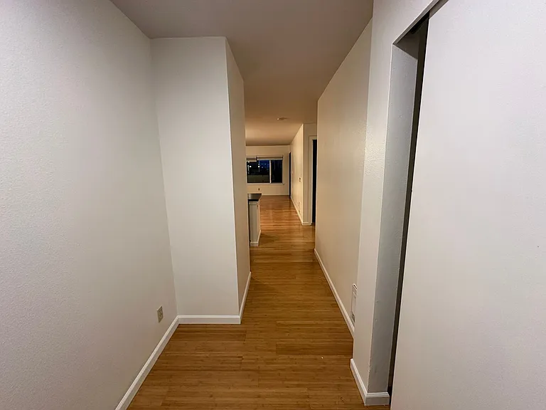 2717 Western Ave #436 — Photo 11
