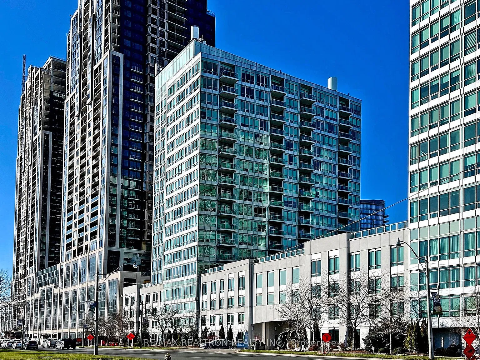 2 bed, $2,600 — Photo 3