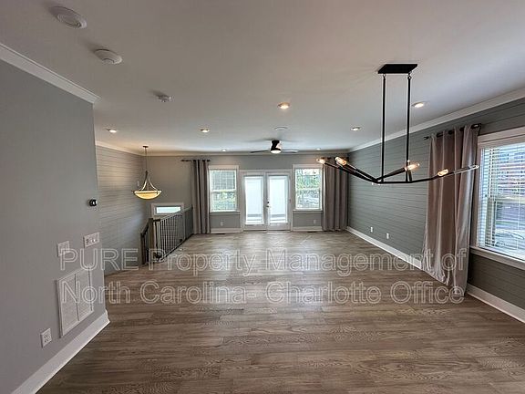 2nd image of 13006 Tinton Ave