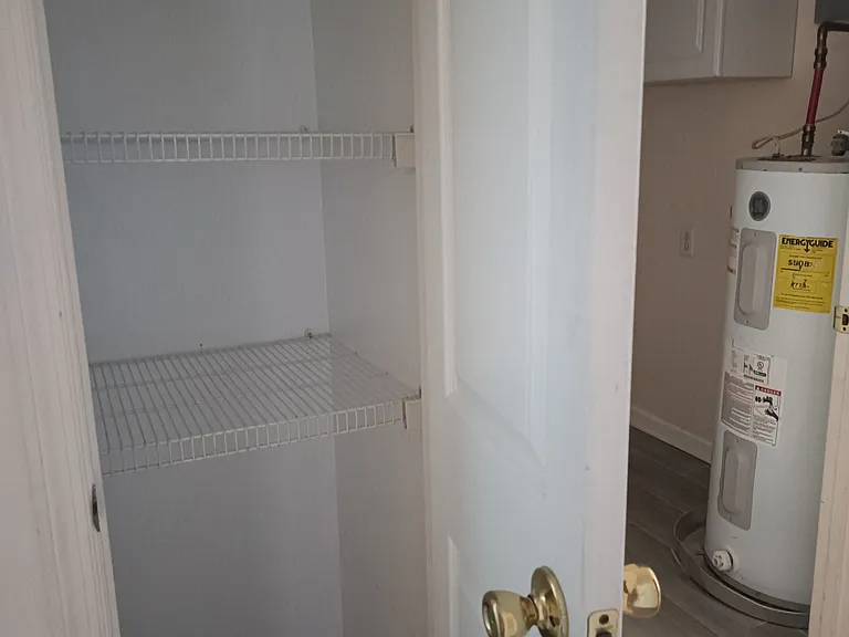 491 W Outer Dr — Photo 16