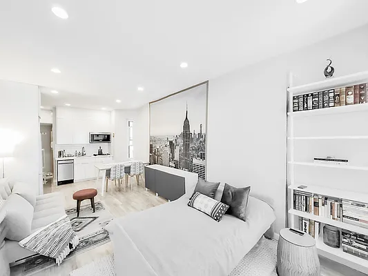 Sold by Metropolitan Property Group | media 8