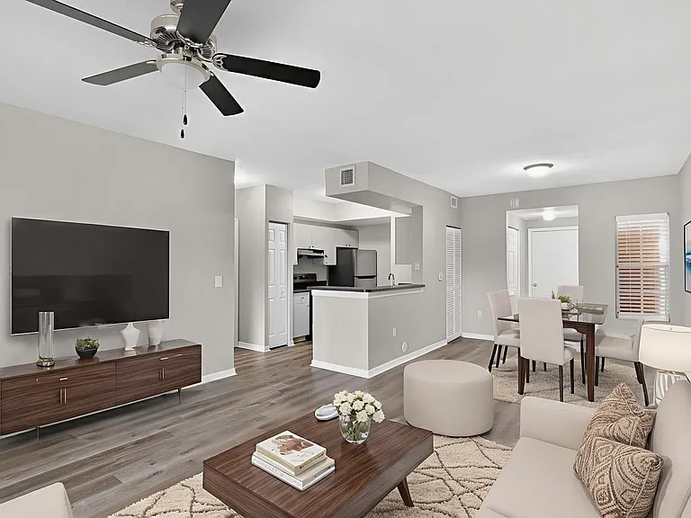 Aventine at Miramar Apartments — Photo 8