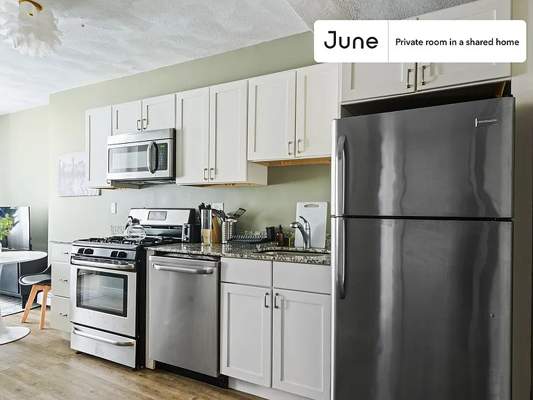36 N Bennet St #B — Photo 8
