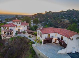8300 Grand View Dr, Los Angeles, CA 90046