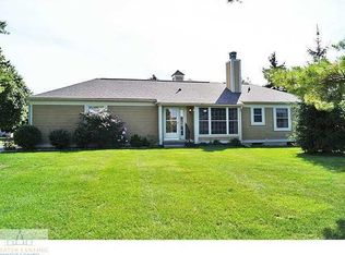 7313 Creekside Dr, Lansing, MI 48917