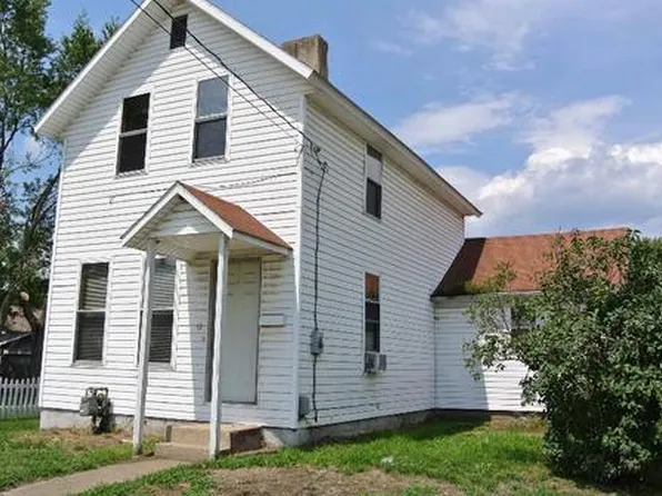 12 W National Dr, Newark, OH 43055