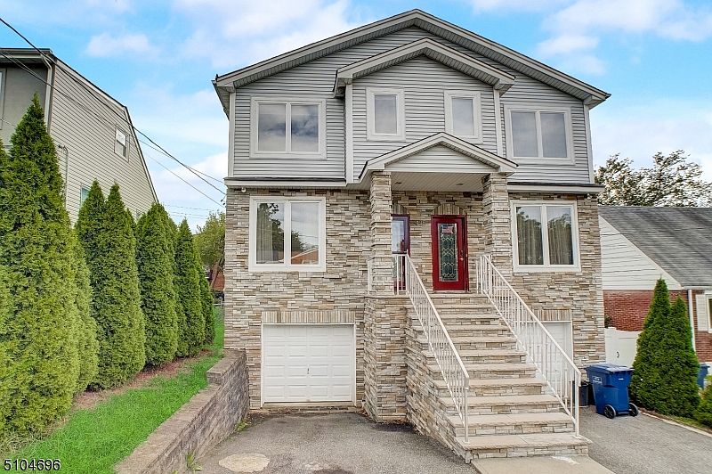 425 Thompson St, Hackensack, NJ 07601 Zillow