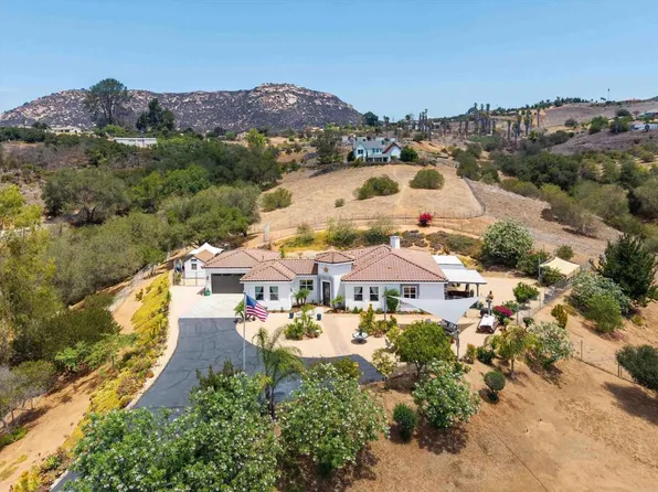 10935 Pala Loma Dr, Valley Center, CA 92082