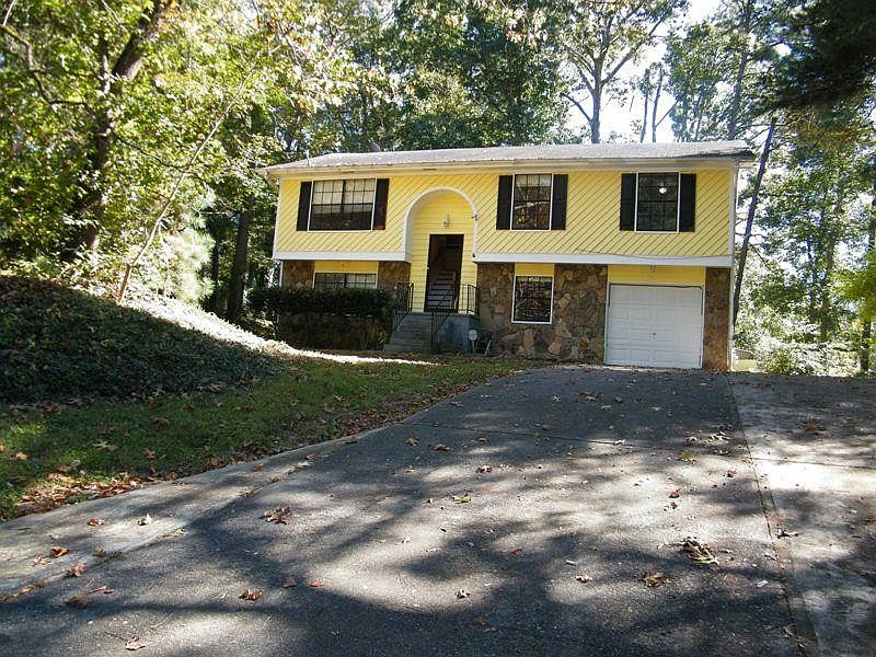 1st image of 20 Saratoga Dr