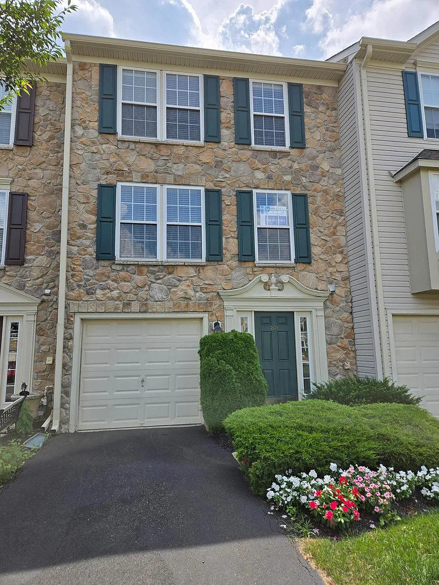 201 Jene Ct photo 1