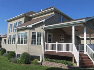 2220 Calais Rd, Fort Wayne, IN 46814