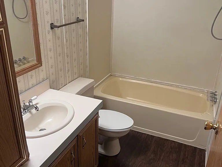 22195 Vallotton Ln — Photo 6