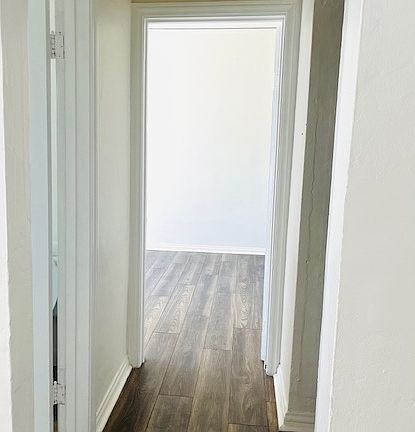 Upgraded laminate floors throughout