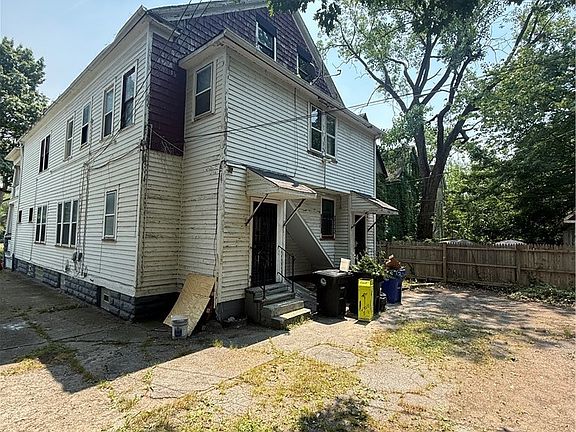 2nd image of 920 Wheelock Rd