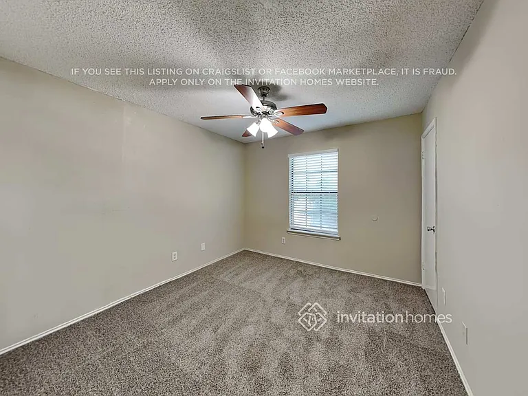 4317 Saugus Dr — Photo 14