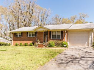 110 Hunt Rd, Athens, GA 30606
