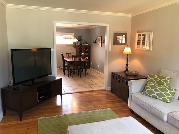4th image of 1705 Marengo Dr