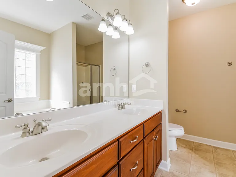 1108 Tiger Woods Way — Photo 11