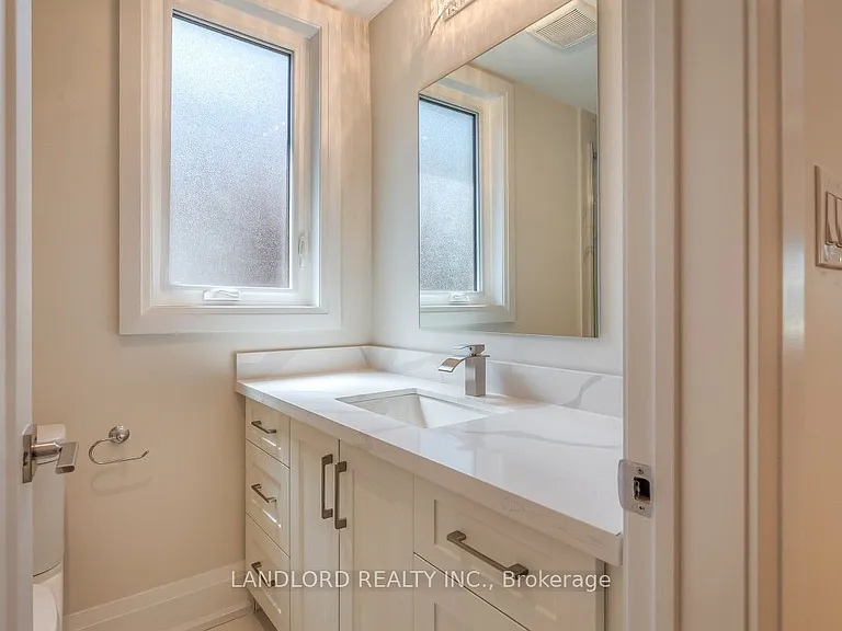 29 Hutton Ave — Photo 16