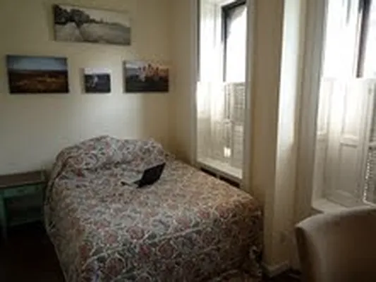 Rented by New Yorker Realty | media 34