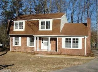 2204 Waynick St, High Point, NC 27265