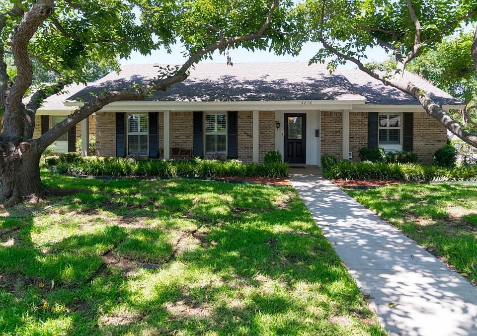 1st image of 3216 Brookhaven Club Dr