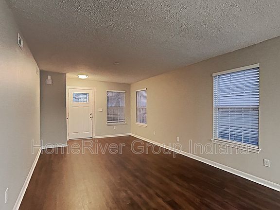 2nd image of 11954 Sapling Cir