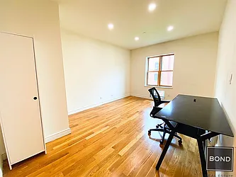 Rented by Bond New York