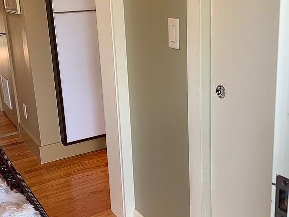 5th image of 126 Vernon St