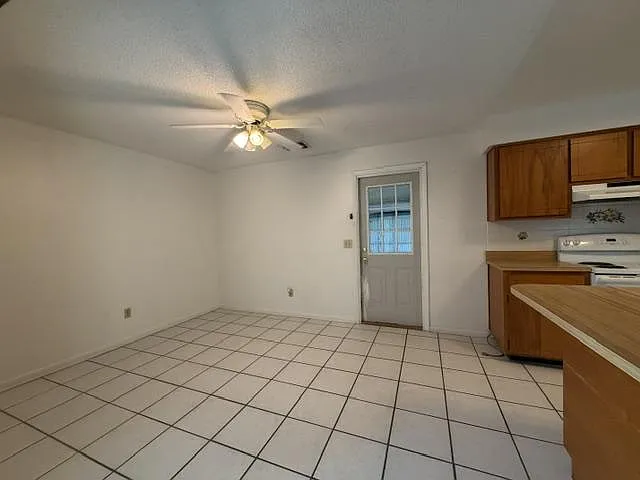 5035 Sharlene Dr — Photo 4