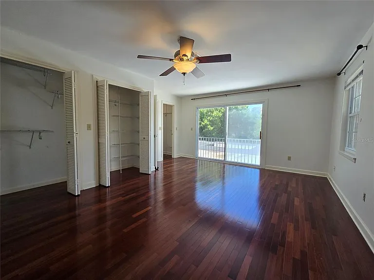 300 Cypress Creek Cir — Photo 13
